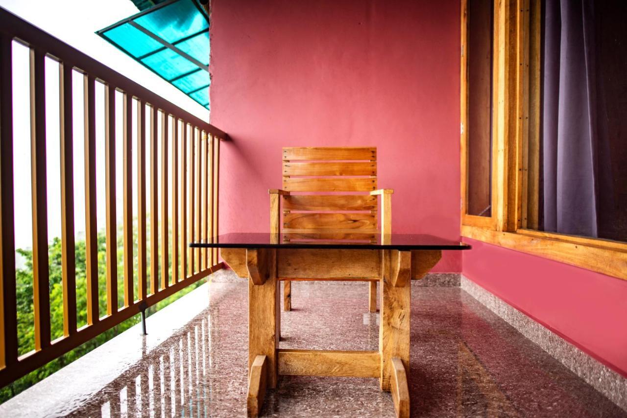 Stone Hills Hotel Kannur Zewnętrze zdjęcie