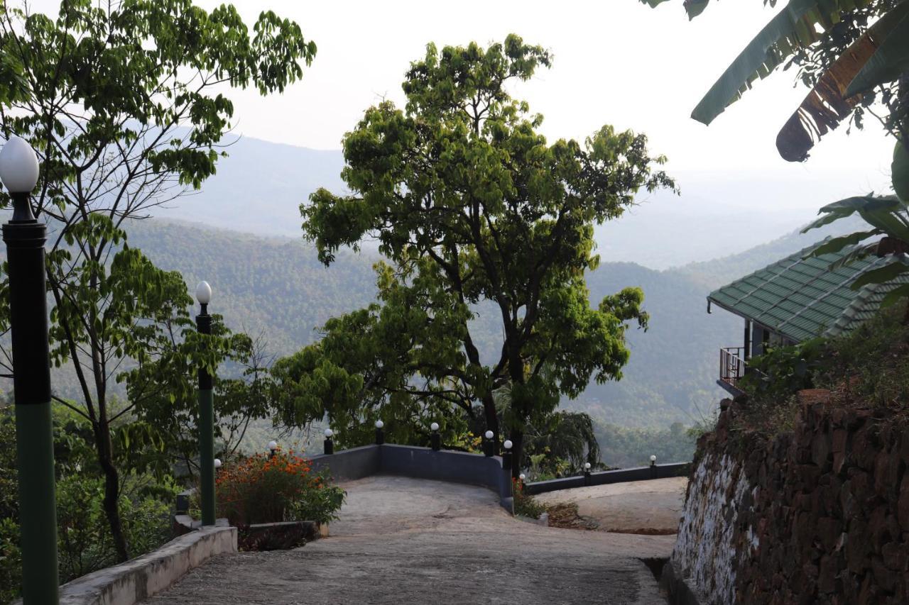 Stone Hills Hotel Kannur Zewnętrze zdjęcie